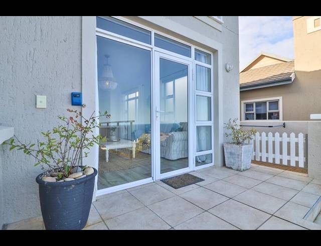 4 BEDROOM HOUSE FOR SALE IN PINNACLE POINT GOLF ESTATE